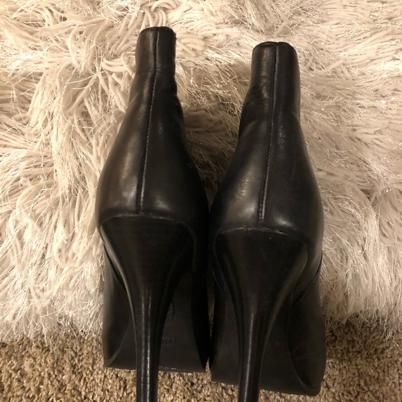 Gorgeous Italian Leather Booty - Picture 6 of 6